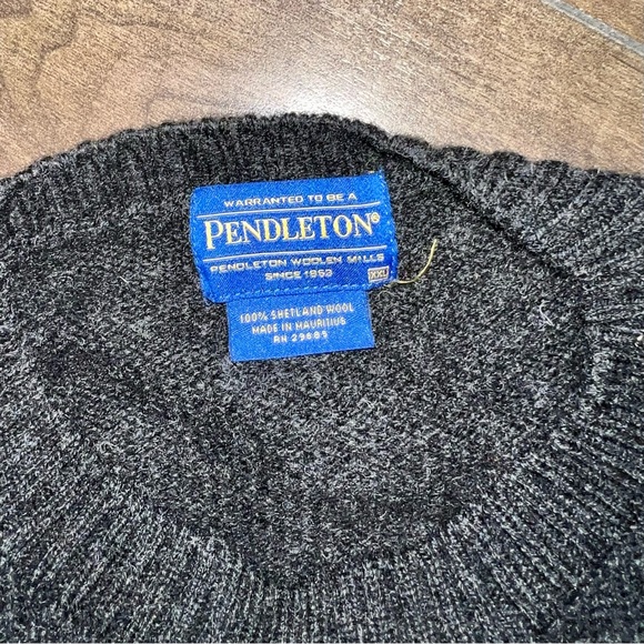 Pendleton Men's Black Sweater XXL - Picture 3 of 4